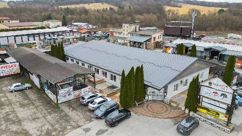 Building Materials Store