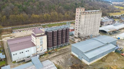 Mill Building and Pressing Plant